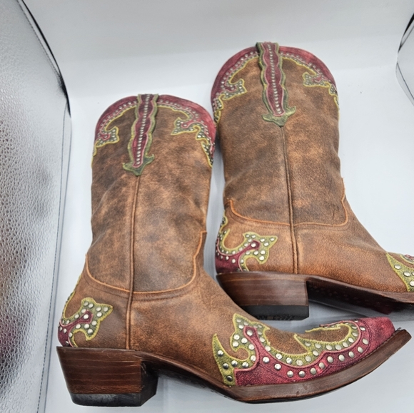 Old Gringo Taka Studded Western Boots - Picture 2 of 16